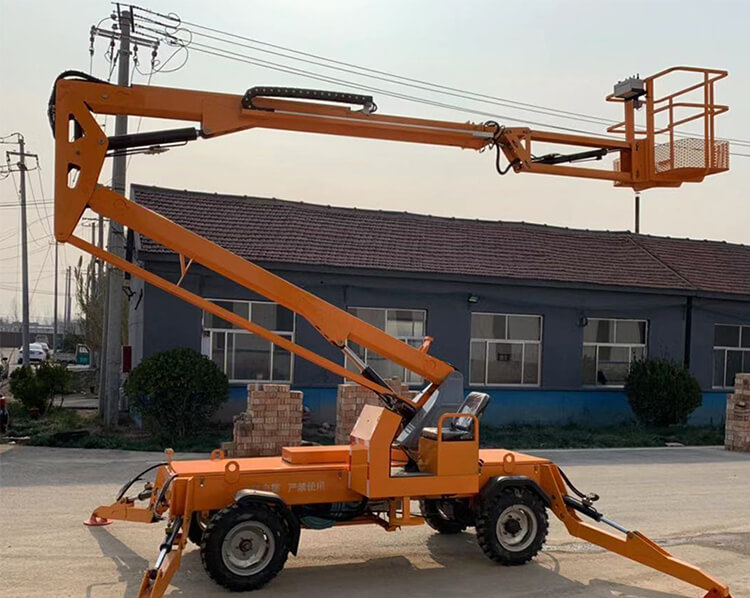 Self-Propelled Boom Lift